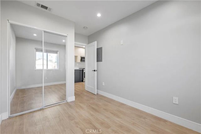 9846 Monogram Ave, Northridge, CA 91343