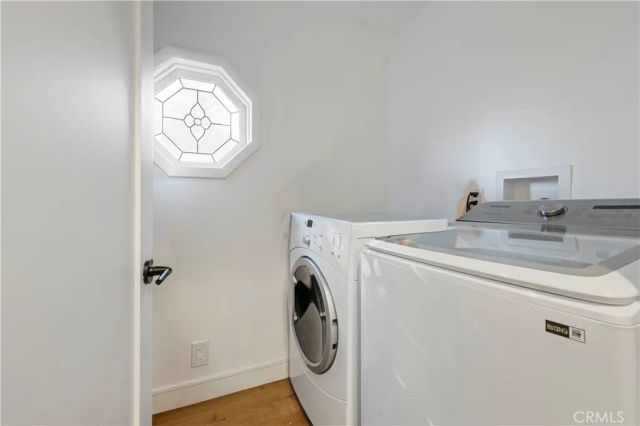 9846 Monogram Ave, Northridge, CA 91343