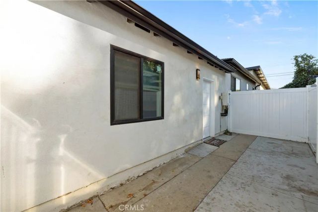 9846 Monogram Ave, Northridge, CA 91343