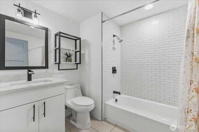 20609 SE 245th Place, Maple Valley, WA 98038