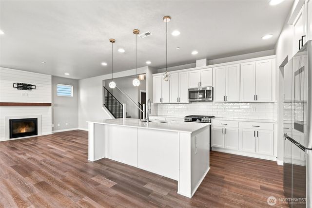 9322 76th Avenue NE, Marysville, WA 98270