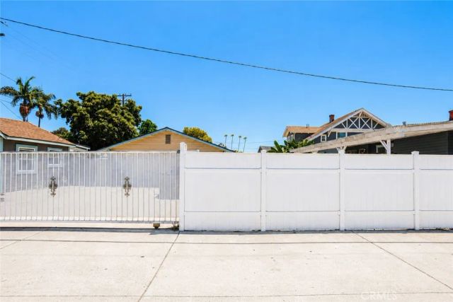 117 E Sycamore, Anaheim, CA 92805