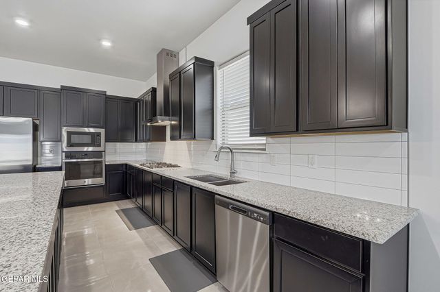 6100 Oleaster Drive, El Paso, TX 79932