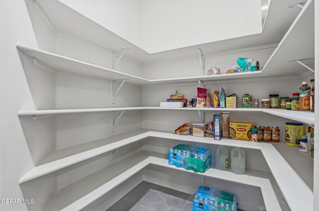 6100 Oleaster Drive, El Paso, TX 79932