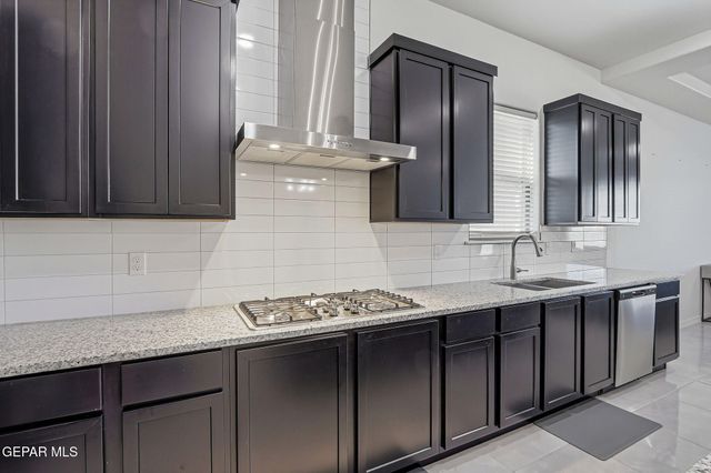 6100 Oleaster Drive, El Paso, TX 79932