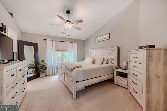 8201 HILLSBORO CT, Pasadena, MD 21122