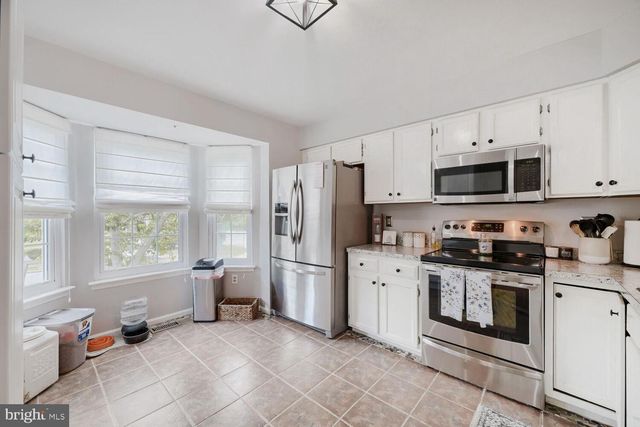 8201 HILLSBORO CT, Pasadena, MD 21122