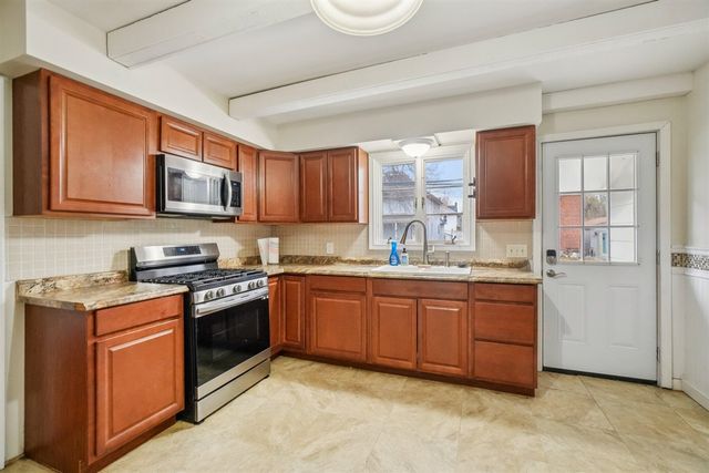 424 W 4th Street, Monroe, MI 48161