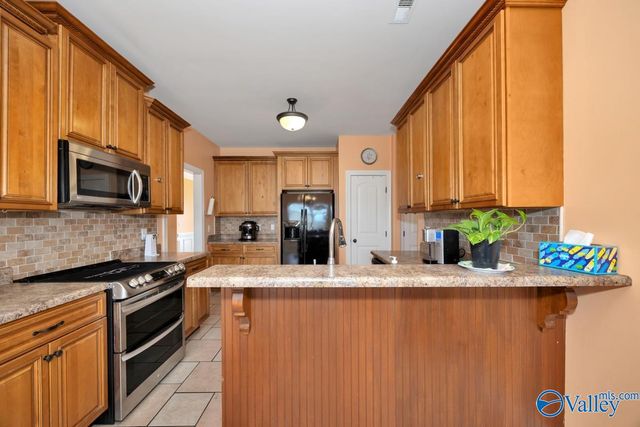 122 Meadow Ridge Drive, Hazel Green, AL 35750
