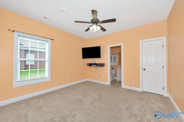 122 Meadow Ridge Drive, Hazel Green, AL 35750