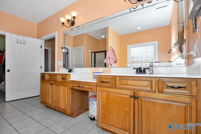 122 Meadow Ridge Drive, Hazel Green, AL 35750