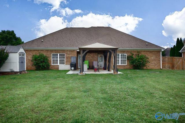 122 Meadow Ridge Drive, Hazel Green, AL 35750