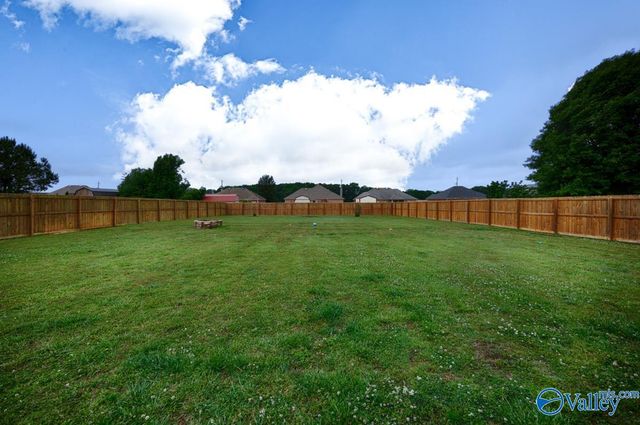 122 Meadow Ridge Drive, Hazel Green, AL 35750