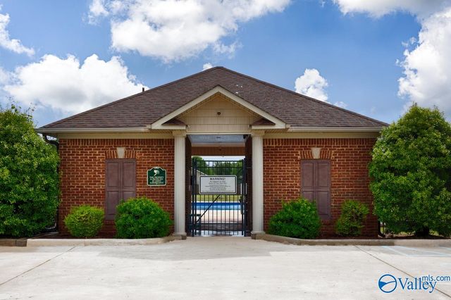 122 Meadow Ridge Drive, Hazel Green, AL 35750