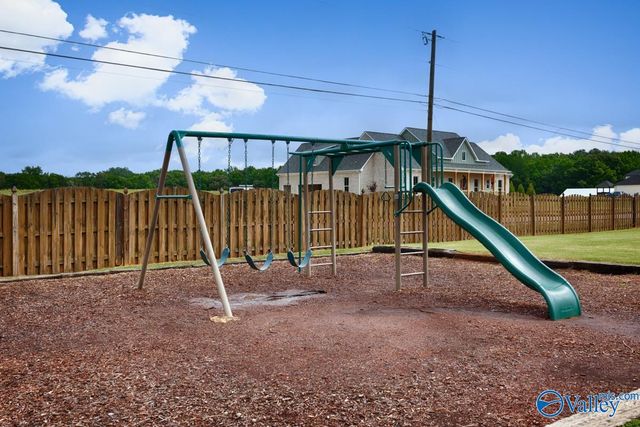 122 Meadow Ridge Drive, Hazel Green, AL 35750
