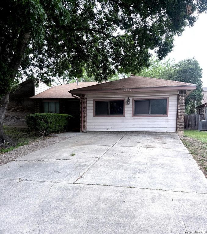 8730 Welles Hbr, San Antonio, TX 78240