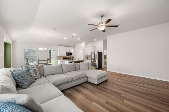 3905 Lombardy Drive, Venus, TX 76084