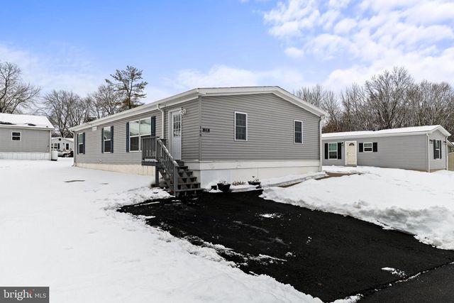 158 WOODED DR, Doylestown, PA 18901