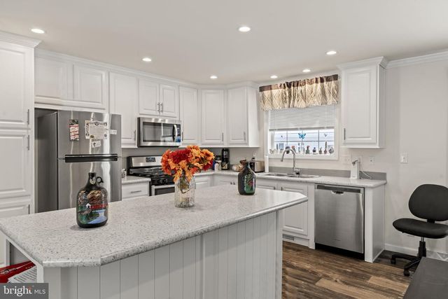 158 WOODED DR, Doylestown, PA 18901