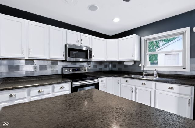 427 W William Drive, Brownsburg, IN 46112