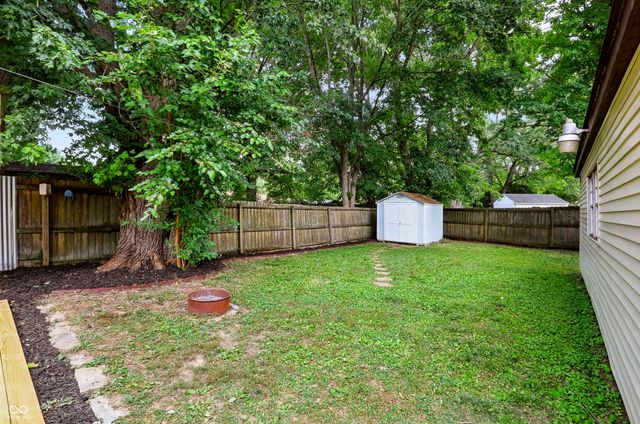 427 W William Drive, Brownsburg, IN 46112