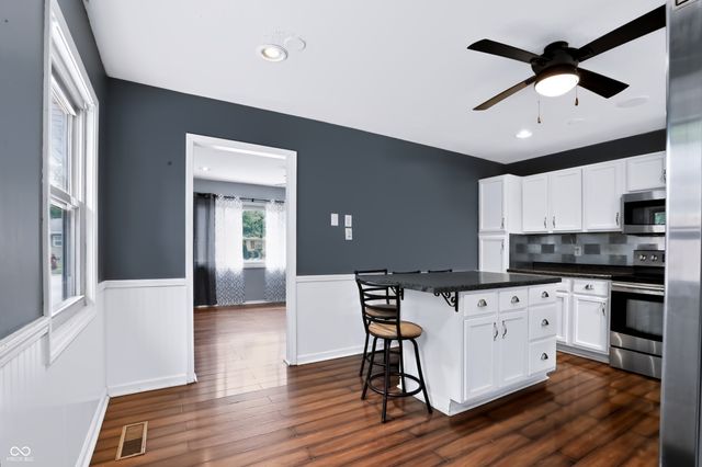 427 W William Drive, Brownsburg, IN 46112