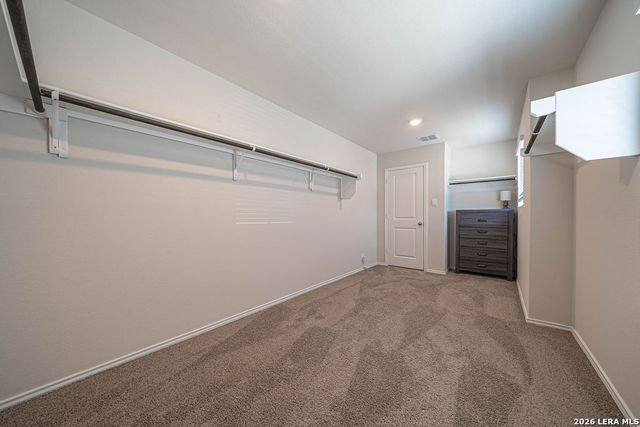 105 CHIPPING ALLEY, Floresville, TX 78114