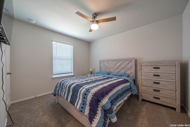 105 CHIPPING ALLEY, Floresville, TX 78114