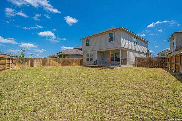 105 CHIPPING ALLEY, Floresville, TX 78114