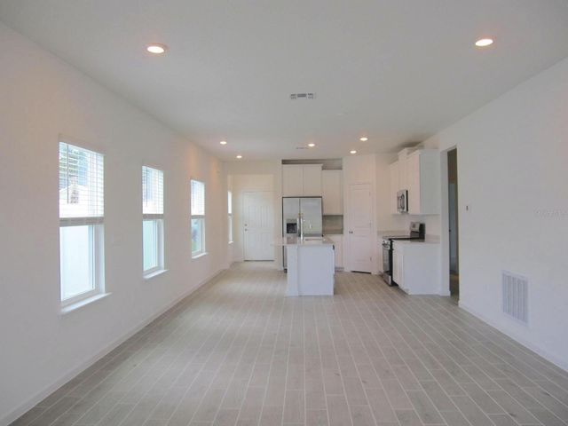 4494 NW 14TH LOOP, Ocala, FL 34482