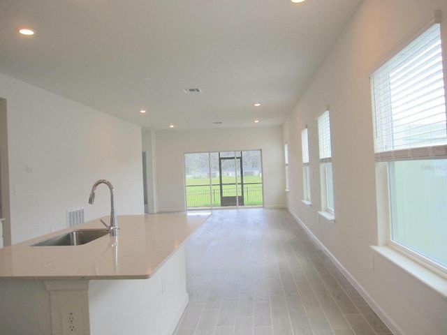4494 NW 14TH LOOP, Ocala, FL 34482