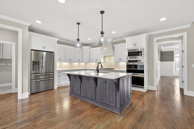 1545 Bunbury Dr, Thompsons Station, TN 37179