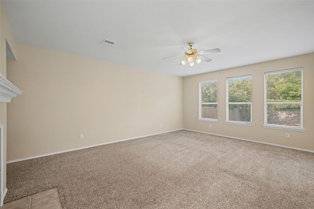 8401 Tribute Lane, Fort Worth, TX 76131