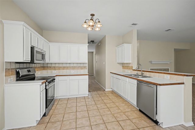 8401 Tribute Lane, Fort Worth, TX 76131