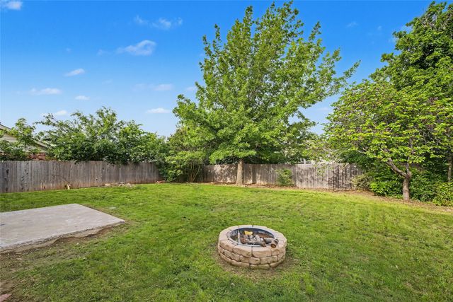 8401 Tribute Lane, Fort Worth, TX 76131
