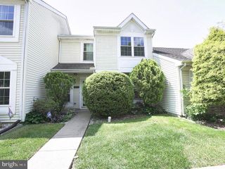 6006 ROLLING HILL DR, North Wales, PA 19454