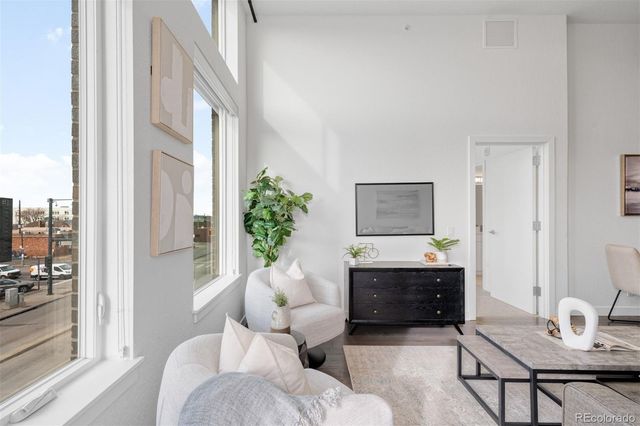 1616 S Broadway 300, Denver, CO 80210