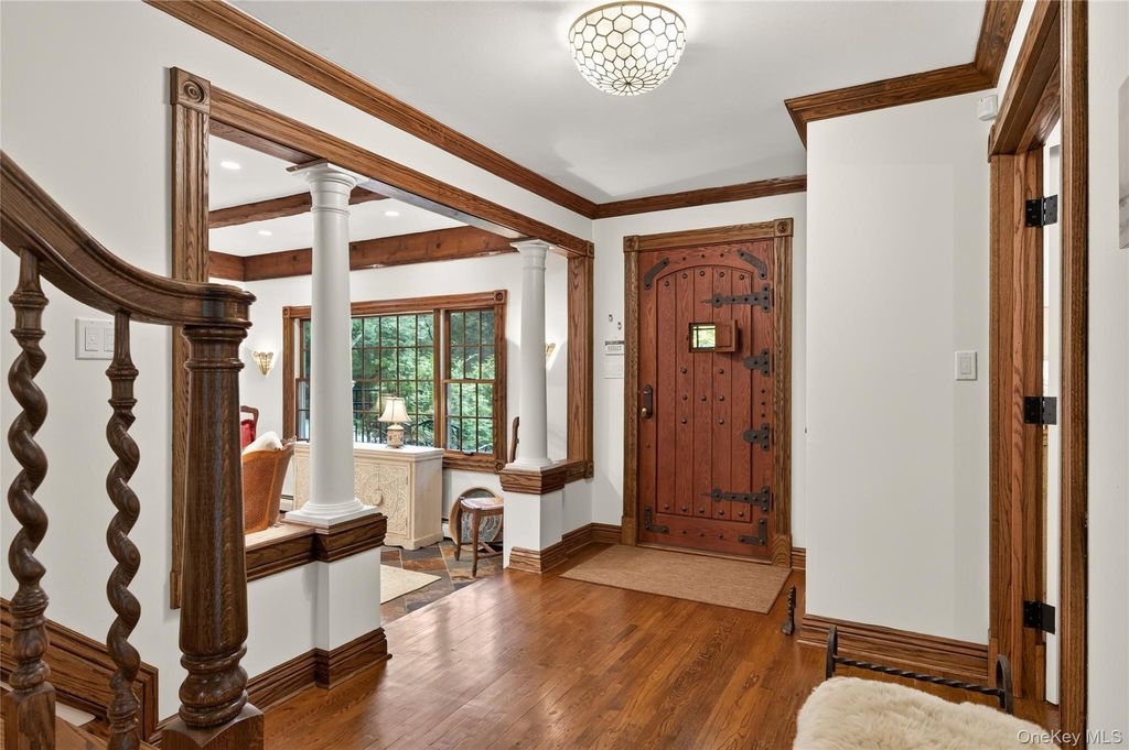 4 Salt Hay Way, Smithtown, NY 11787 — photo 5