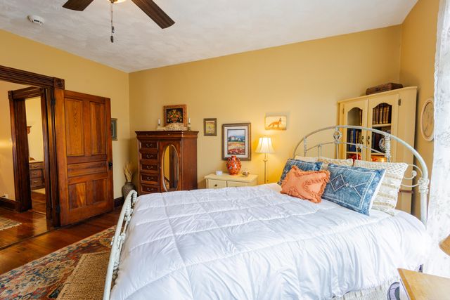 1718 Greenup Street, Covington, KY 41011
