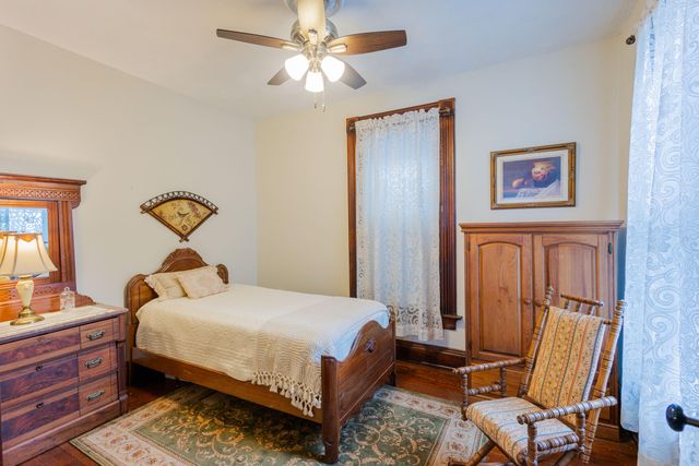 1718 Greenup Street, Covington, KY 41011
