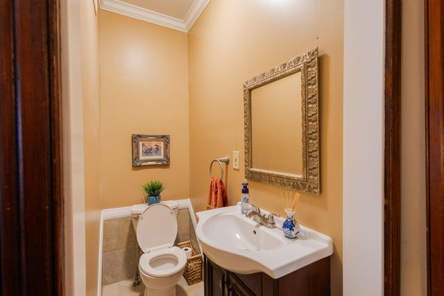 1718 Greenup Street, Covington, KY 41011