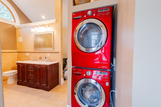 1718 Greenup Street, Covington, KY 41011