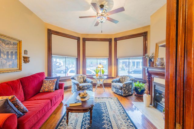 1718 Greenup Street, Covington, KY 41011