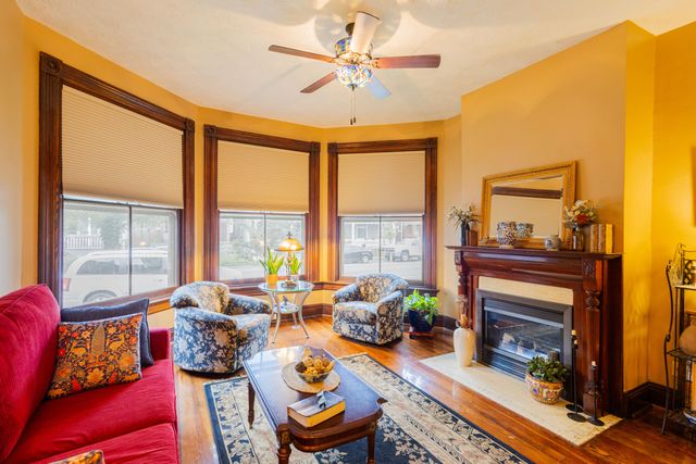 1718 Greenup Street, Covington, KY 41011