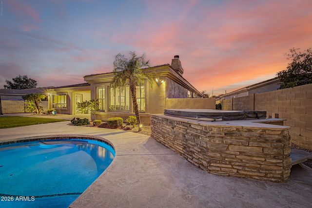 4611 S AMBROSIA Court, Chandler, AZ 85248