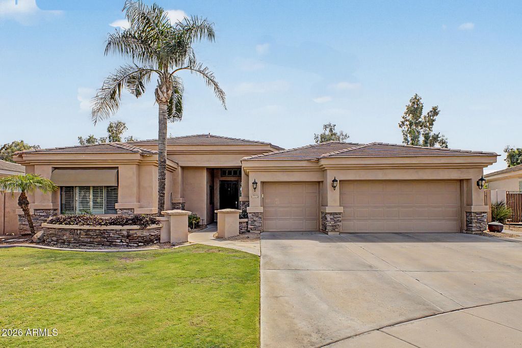 4611 S AMBROSIA Court, Chandler, AZ 85248