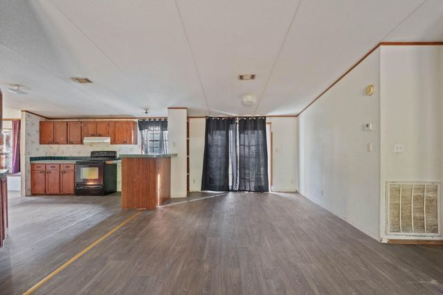 53 Pine Oak Lane, Huntsville, TX 77340