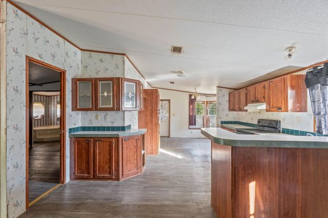 53 Pine Oak Lane, Huntsville, TX 77340