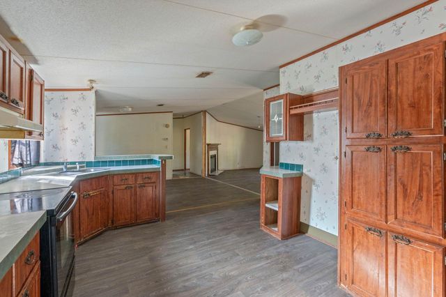 53 Pine Oak Lane, Huntsville, TX 77340