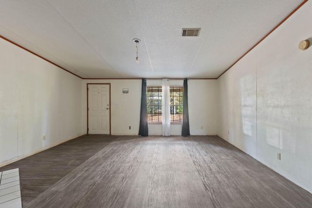 53 Pine Oak Lane, Huntsville, TX 77340